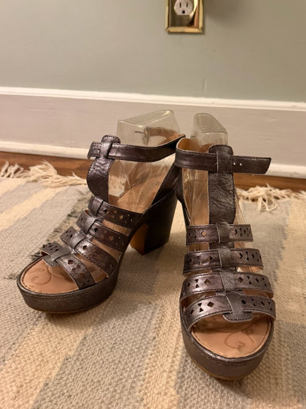 Born metalic strappy heels